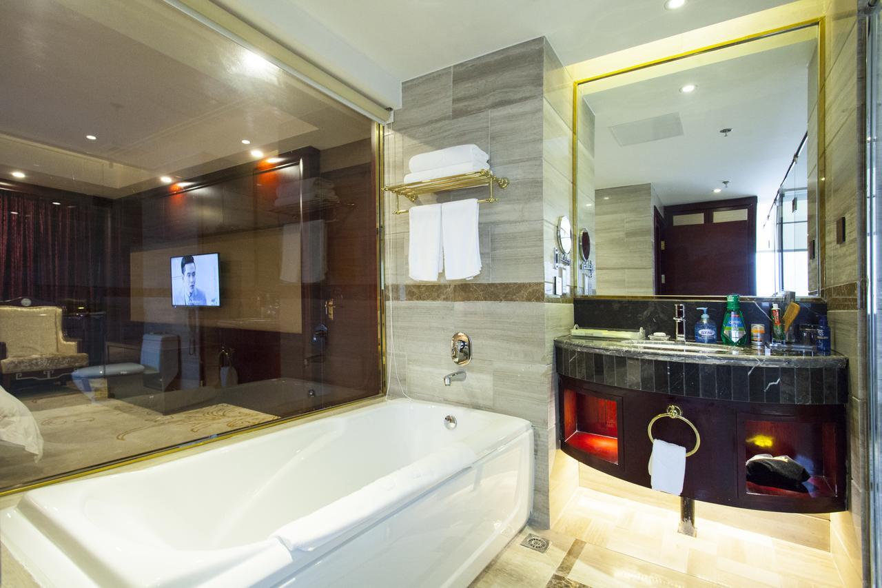 Waijing Gloria Grand Hotel Anhui Wuhu Exteriör bild